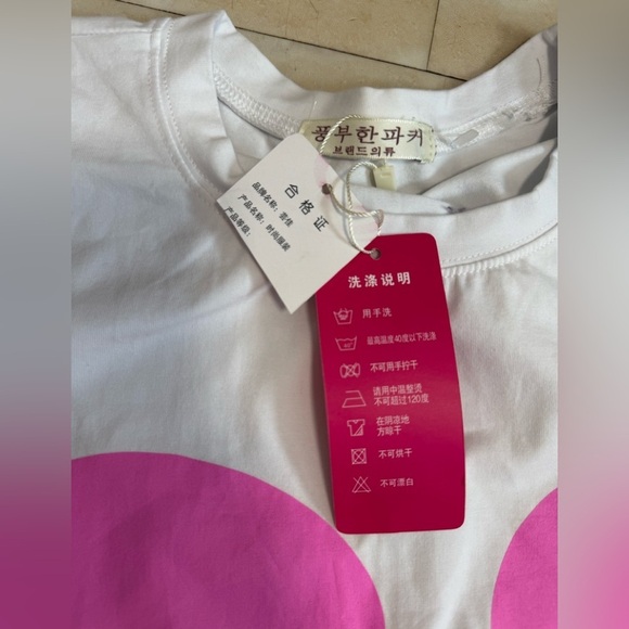 NWT MICKEY MOUSE Long White and Pink Graphic T-Shirt (M) - Picture 3 of 7